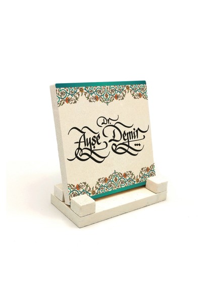 Geleneksel Hat Sanatı ile Doğal Taş Üzerine Yazılı Masaüstü Isimlik