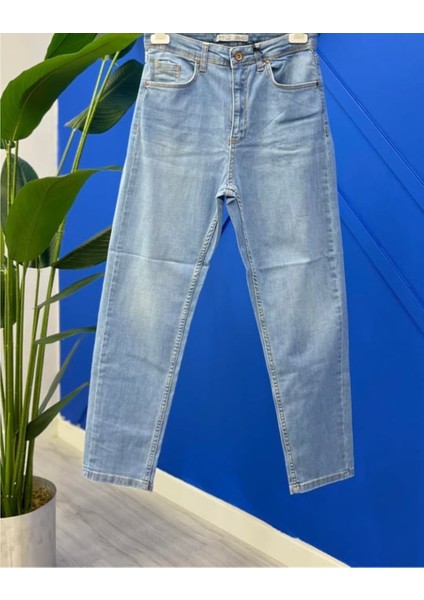 Kadın Yüksel Bel Büyük Beden Açık Mavi Jeans Pantolon