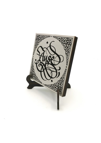 Geleneksel Hat Sanatı ile Mdf Üzerine Yazılı Masaüstü Isimlik