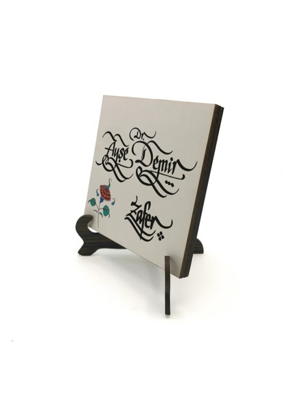 Geleneksel Hat Sanatı ile Mdf Üzerine Yazılı Masaüstü Isimlik