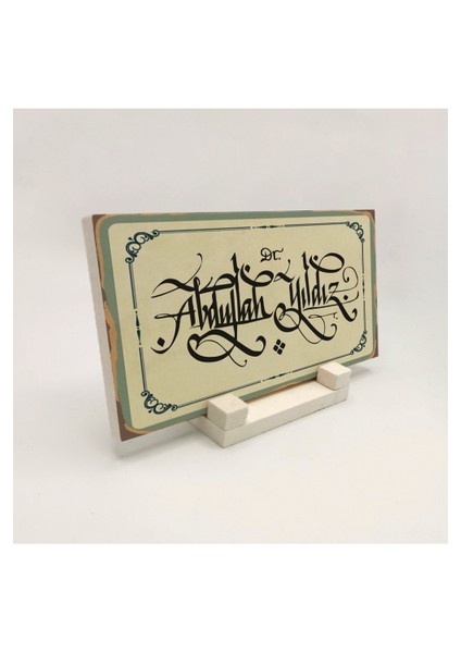 Geleneksel Hat Sanatı ile Doğal Taş Üzerine Yazılı Masaüstü Isimlik