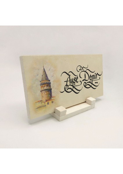 Geleneksel Hat Sanatı ile Doğal Taş Üzerine Yazılı Masaüstü Isimlik