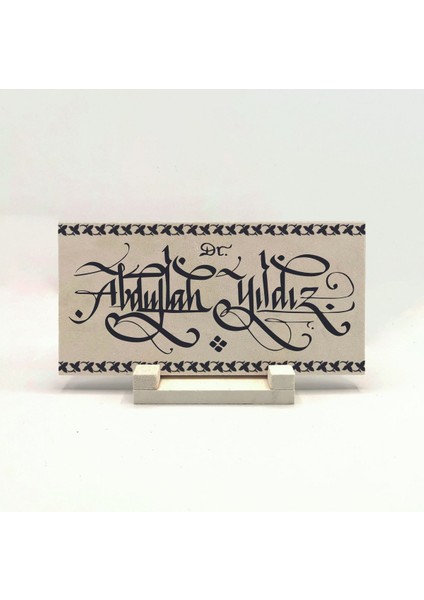 Geleneksel Hat Sanatı Ile Isim Yazılı Doğaltaş Masaüstü Isimlik 10X20 Dkd-42 fiyatları
