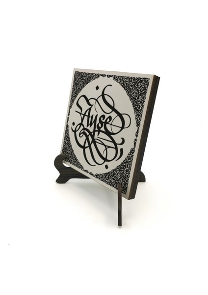 Geleneksel Hat Sanatı ile Mdf Üzerine Yazılı Masaüstü Isimlik