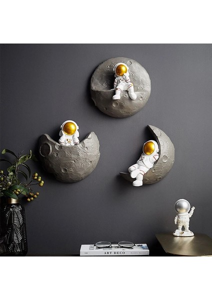 3lü Ay Üstü Astronot Büyük Boy Dekorotif Modern Biblo Duvar Askılı