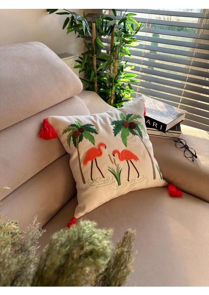 Punch Nakışlı Flamingo Motifli Kırlent Kılıfı