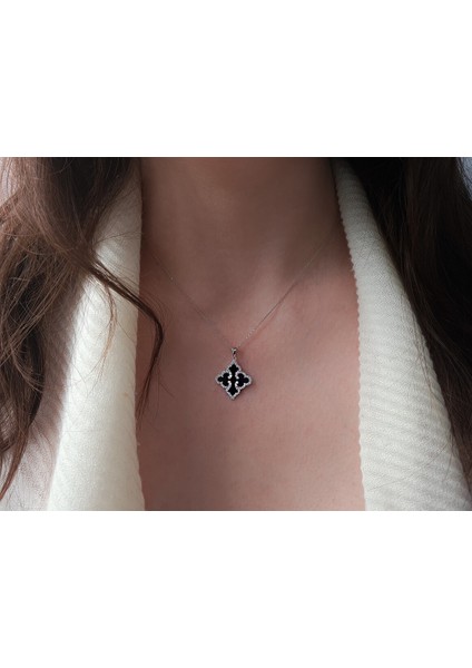 Pırlanta Taşlı Siyah Mineli Kolye 0404P0038 fiyatları