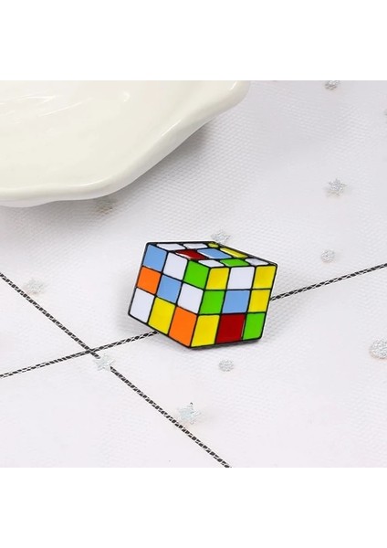 Rubiks Küp Eğlenceli Oyunlar Emaye Pimleri Sevimli Balon Palyaço Rubiks Küp Origami Vinç Çocuk Arkadaşlar Broş Kostüm Yaka Pin Rozeti Moda Takı (Yurt Dışından)