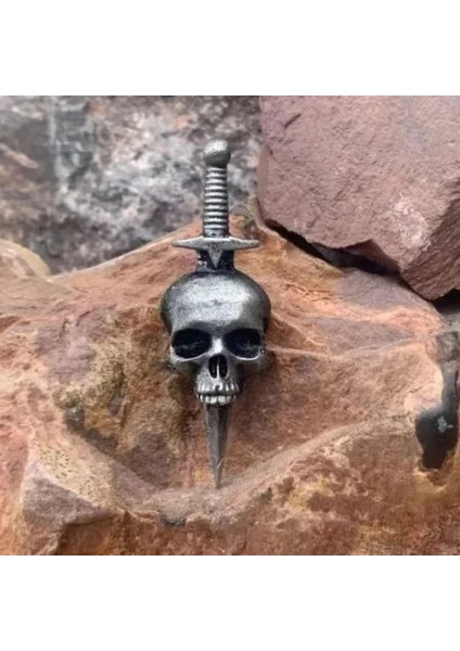 Bir Punk Tarzı Kafatası Kafa Broş Gotik Metal Gri Sırt Çantası Rozeti Hayalet Kafa Giyim ve Çanta Pimleri Moda Erkek Kadın Cadılar Bayramı Hediye (Yurt Dışından)