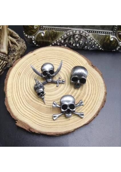 Bir Punk Tarzı Kafatası Kafa Broş Gotik Metal Gri Sırt Çantası Rozeti Hayalet Kafa Giyim ve Çanta Pimleri Moda Erkek Kadın Cadılar Bayramı Hediye (Yurt Dışından) fırsatları