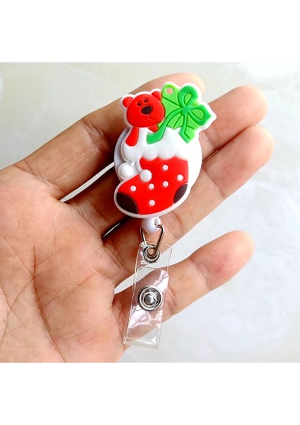 Ev Noel Geri Çekilebilir Hemşire Doktor Öğrencileri Noel Baba Ağaçları Kardan Adam Rozet Makara Klipleri Broşlar Kartvizit Tutucu Anahtarlıklar (Yurt Dışından) indirimleri