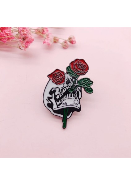 MP003-11 Umq Kulübü Emaye Pin Özel Sevimli Gül Çiçek Broş Kafatası Iskeleti Rozetleri Çanta Gömlek Pin Toka Hediye Takı Kız Arkadaşı Için (Yurt Dışından) indirimleri