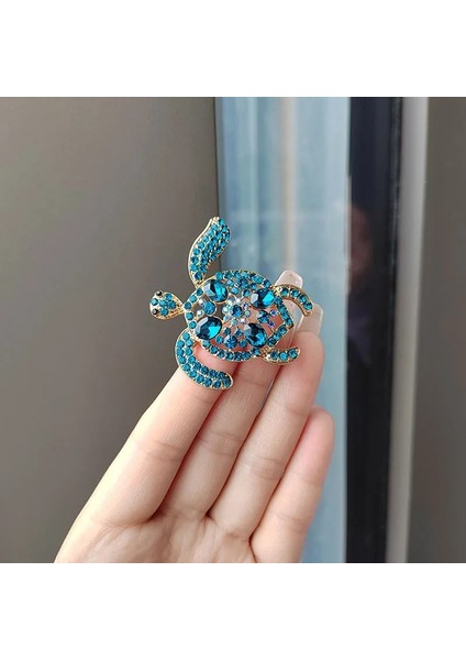 XZ0261-11 1 Adet Yeşil Rhinestone Deniz Kaplumbağası Hayvan Broş Pins Kristal Vintage Metal Kaplumbağa Broş Kadınlar Için Ceket Rozetleri Korsaj Takı Hediye (Yurt Dışından)