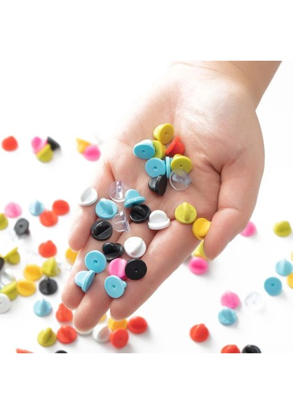 Açık Yeşil Kalp 50 Adet Kauçuk Broş Bukle Düğme Toka Pin Arkaları Debriyaj Bakım Kapağı Tırnak Kravat Geri Tıpalar Sıkma Rozeti Tutucu Takı Aksesuarları (Yurt Dışından) fiyatları