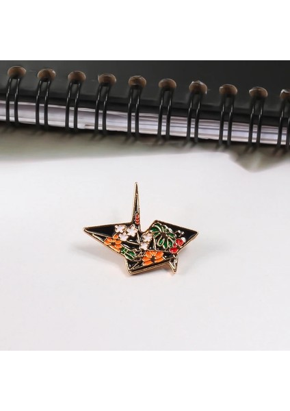Origami 1 Eğlenceli Oyunlar Emaye Pimleri Sevimli Balon Palyaço Rubiks Küp Origami Vinç Çocuk Arkadaşlar Broş Kostüm Yaka Pin Rozeti Moda Takı (Yurt Dışından)