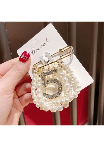 B20 Retro Vintage Küçük Koku Taç 5 Kelime Rozeti Püskül Broş Su Kürk Kumaş Ceket Pin Kadın Broş (Yurt Dışından)