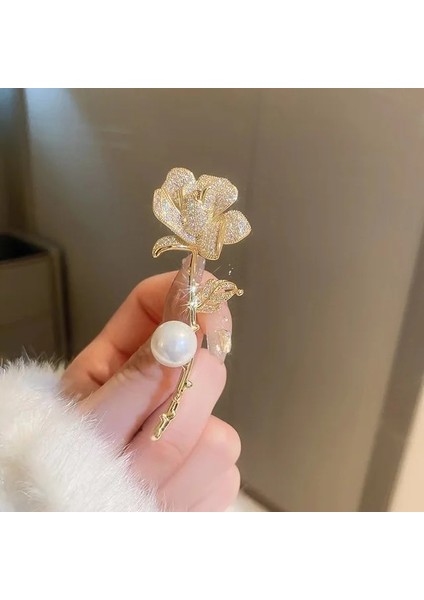 04 Bling Papyon Cz Zirkon Taklidi Broş Pins Kadınlar Için Lüks Parlak Kristal Takım Elbise Elbise Aksesuarları Parti Hediyeler (Yurt Dışından)