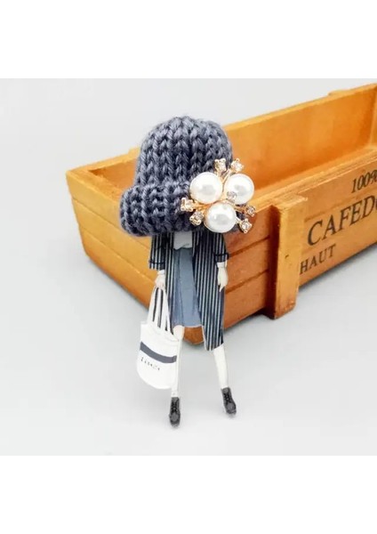 Stil 7 Kız Sevimli Güzel Broş Kadın Yün Şapka Kristal Karikatür Rozetleri Broş Pins Moda Harajuku Pimleri Simgeler Hediyeler Drop-Shipping (Yurt Dışından)