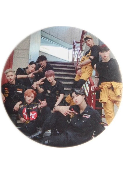 20 5 cm 1 Adet Kpop Straykids Yeni Albüm Go Sheng Pimleri Rozeti Kırmızı Albüm Pin Broş Giysi Aksesuarları Şapka Sırt Çantası Dekorasyon (Yurt Dışından) indirimleri