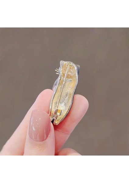 24 Moda Sevimli Kedi Hayvan Broş Broş Pin Kız Erkek Yaka Iğneler Düğme Çanta Giyim Aksesuarları Bff Hediyeler (Yurt Dışından)