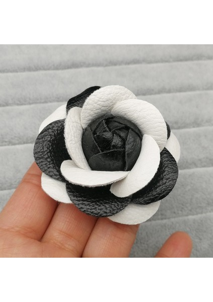 Siyah Beyaz-Pu Lüks Büyük Broş Kadın Eşarp Toka Pin Kumaş Sanat Kumaş Çiçek Broş Moda Giyim Takı Aksesuarları Kız Hediyeler (Yurt Dışından)