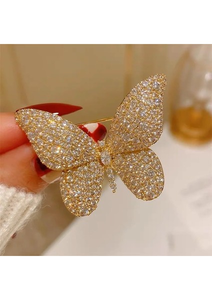 09 Moda Yeni Kelebek Taklidi Broş Iğneler Kadınlar Için Zarif Düğün Ziyafet Hediye Giyim Aksesuarları Yaka Iğnesi (Yurt Dışından) fırsatları