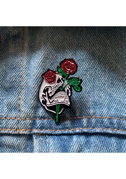 MP003-17 Umq Kulübü Emaye Pin Özel Sevimli Gül Çiçek Broş Kafatası Iskeleti Rozetleri Çanta Gömlek Pin Toka Hediye Takı Kız Arkadaşı Için (Yurt Dışından)