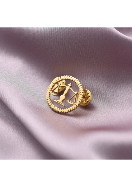 Yaka Pin Gümüş Qi Qi Wu Terazi Denge Avukat Avukat Broş Adalet ve Eşitlik Sembolü Erkek Gömlek Takı Avukatlar Yargıç Çelik Yaka Pin (Yurt Dışından)