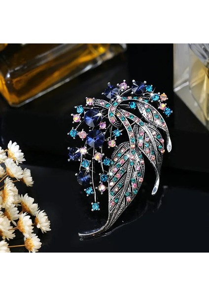 XZ098 Roseo Barok Vintage Yaprak Şekli Renkli Rhinestone Hollow Out Broş Kadın Rozeti Zarif Ceket Takım Elbise Korsaj Broş Pins Takı Hediye (Yurt Dışından)