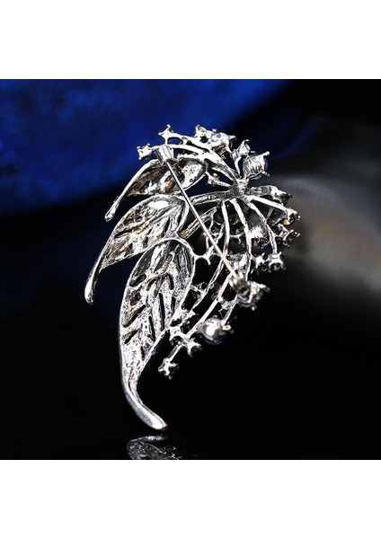 XZ098 Roseo Barok Vintage Yaprak Şekli Renkli Rhinestone Hollow Out Broş Kadın Rozeti Zarif Ceket Takım Elbise Korsaj Broş Pins Takı Hediye (Yurt Dışından)