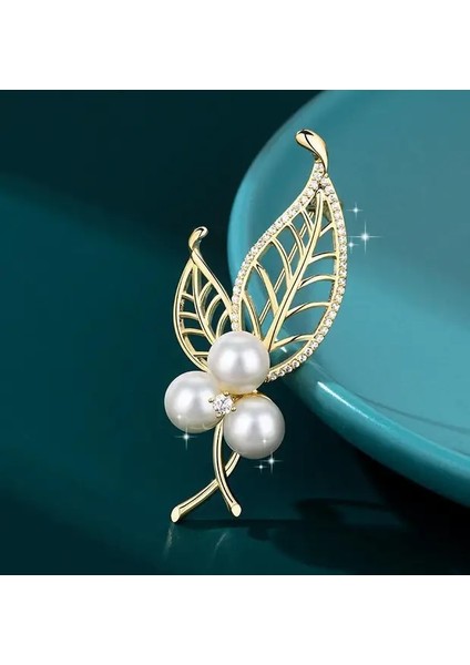 23 2023 Yeni Kırmızı Gül Çiçek Broş Kadınlar Için Zarif Bluz Broş Pin Elbise Lüks Moda Takı Aksesuarları Parti Hediyeler (Yurt Dışından)