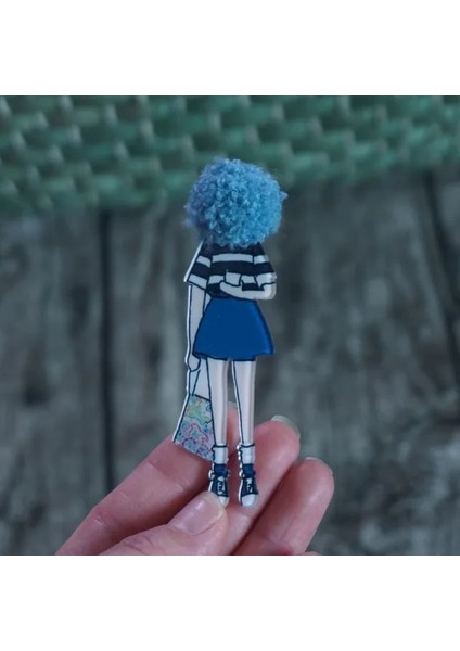 17 Yeni Dağınık Saç Akrilik Broş Kadın Moda Peluş Yün Topu Broş Pins Kız Sevimli Leopar Giyim Aksesuarları Hediyeler (Yurt Dışından)