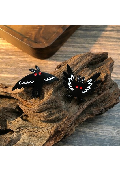 XZ8420 Mothman Karikatür Emaye Pin Siyah Punk Gotik Hayvan Güve Broş Yaka Pin Şapka Elbise Sırt Çantası Rozeti Takı Pin Arkadaşa Hediye (Yurt Dışından) fırsatları