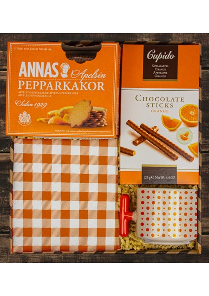 Portakal Çikolata & Portakal Kurabiye & Latte Kupa & Amerikan Servis Hediye Kutusu 111082