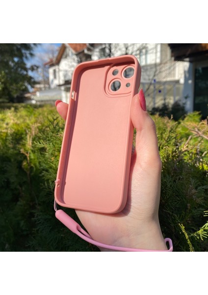 iPhone 14 Pembe Kalp Silikon Kılıf