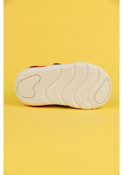 22-30 Numara Erkek Çocuk Siyah Renk Vicco Tess Spor Ayakkabı fiyatları