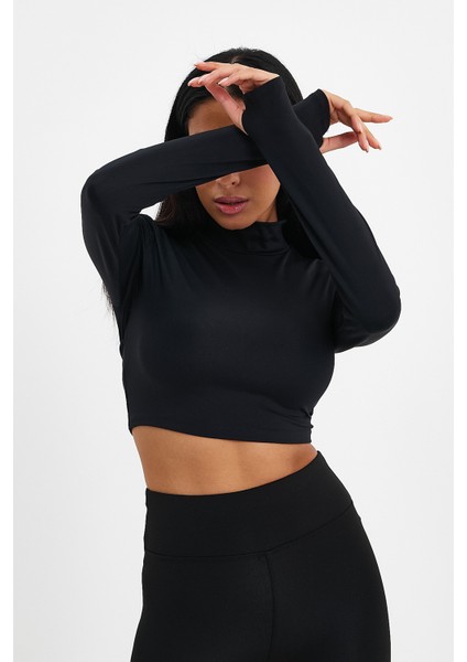 Siyah Uzun Kollu Sırt Detaylı Boğazlı Crop 080 indirimleri