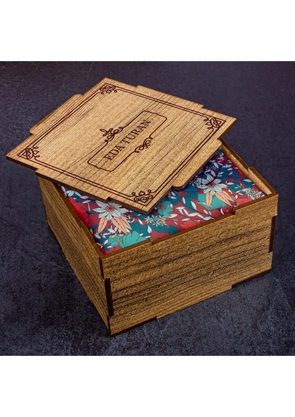 Kişiye Özel Kutusunda Fular Hediyeli 14 Ayar Altın Papatya Kolye 95130 modelleri