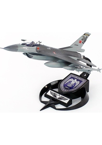 Akbamodel 1/48 F-16 Akıncı Filo Muharip Savaş Uçağı, Sergilemeye Hazır Standlı Model