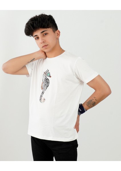 Deniz Atı Baskılı Oversize Erkek Beyaz Tişört