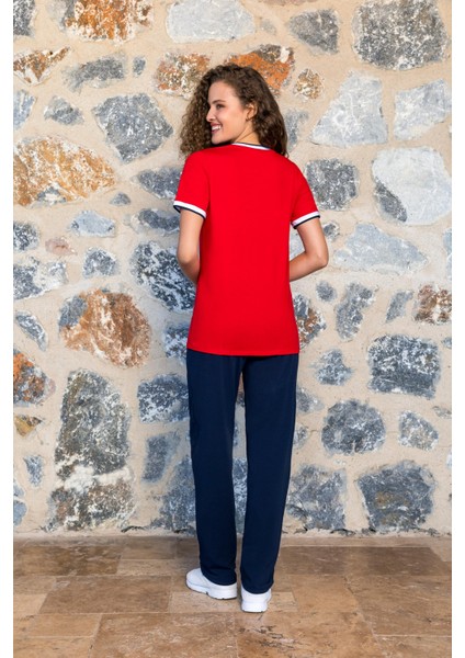 Kadın Kırmızı Baskı Detaylı V Yaka T-Shirt Pijama Takımı 24Y4015 fiyatları