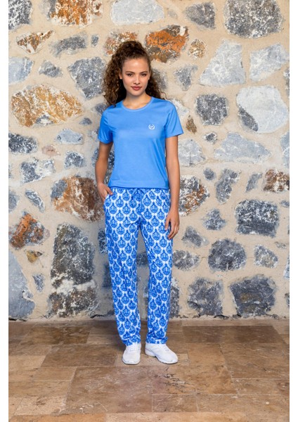 Kadın Mavi Desenli Uzun Paça Kısa Kol T-Shirt Pijama Takımı 24Y4010