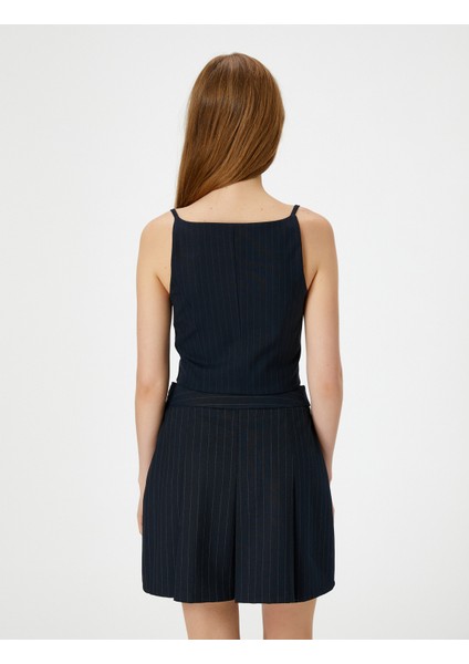 Ince Askılı Yelek Crop Düğmeli Asimetrik Kesim Slim Fit fırsatları