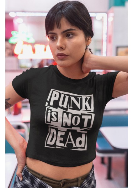 Punk Is Not Dead Yazılı Crop Top, Kadın Rock-Metal Baskılı Crop Bluz fiyatları