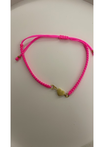 Neon Pembe Paraşüt Ipinden Mat Altın Kalpli Bileklik fiyatları
