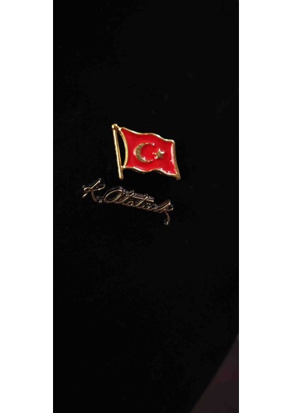 Butenin Atölyesi Türk Bayrağı ve Atatürk Imzalı Yaka Rozeti, 2'li, Gold Eskitme