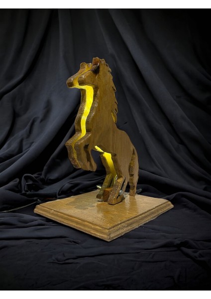 At Dekor ışıklı fiyatları