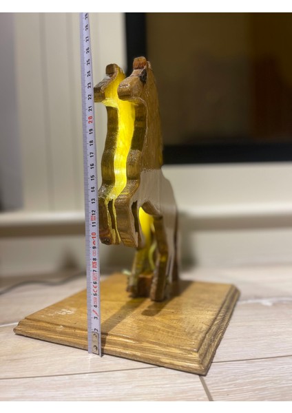 At Dekor ışıklı fırsatları