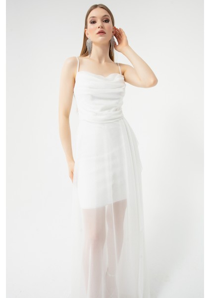 Kadın Beyaz Göğüs Drapeli Volanlı Simli Abiye modelleri