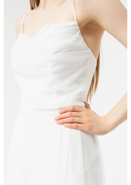 Kadın Beyaz Göğüs Drapeli Volanlı Simli Abiye fırsatları